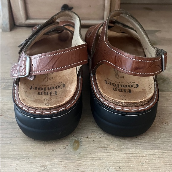 Finn Comfort Gomera-S Sandal size 38 D US 7.5 Wide Cognac Leather Footbed - Picture 5 of 12